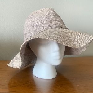 Helen Kaminski raffia floppy hat